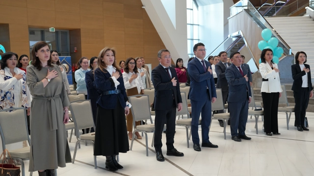 Фистинг порно gif