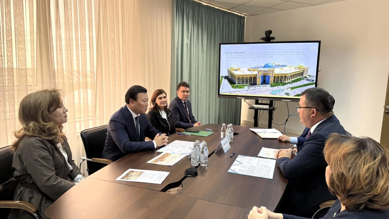 ҚР ПІБ Медициналық орталығы мен Халықаралық туризм және меймандостық университеті өзара ынтымақтастық туралы меморандумға қол қойды 